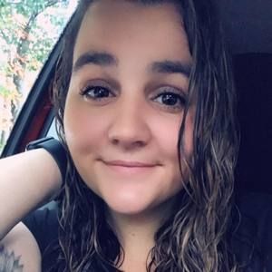 Meet your Posher, Quinn